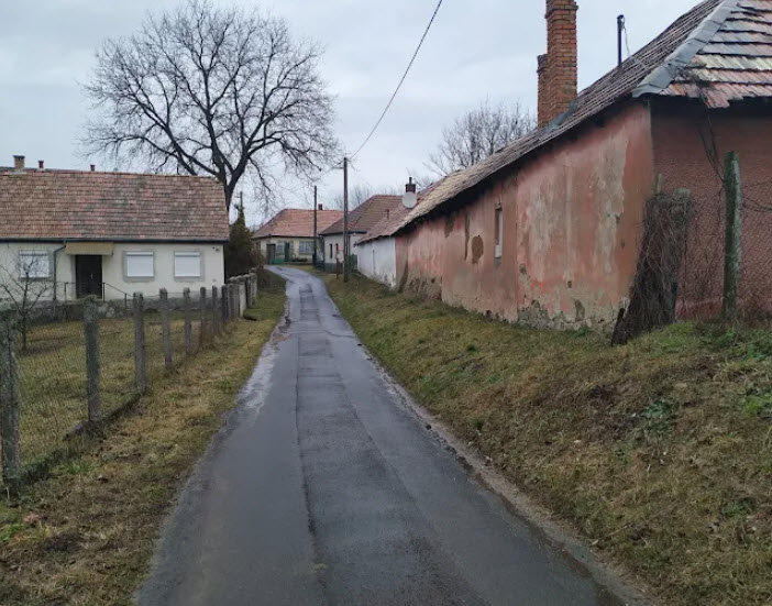 Hont Várának Helye (Place of the Castle of Hont), Hungary